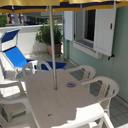 Residence Sangiorgi Cattolica Exterior foto